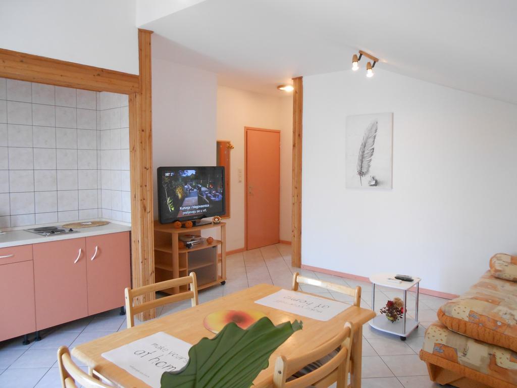 Boutique Apartments Julija Водице Екстер'єр фото
